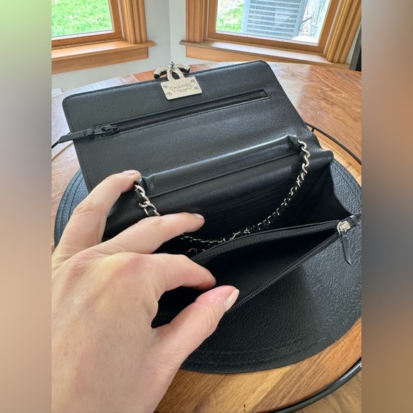 CHANEL Bag - Picture 10 of 11